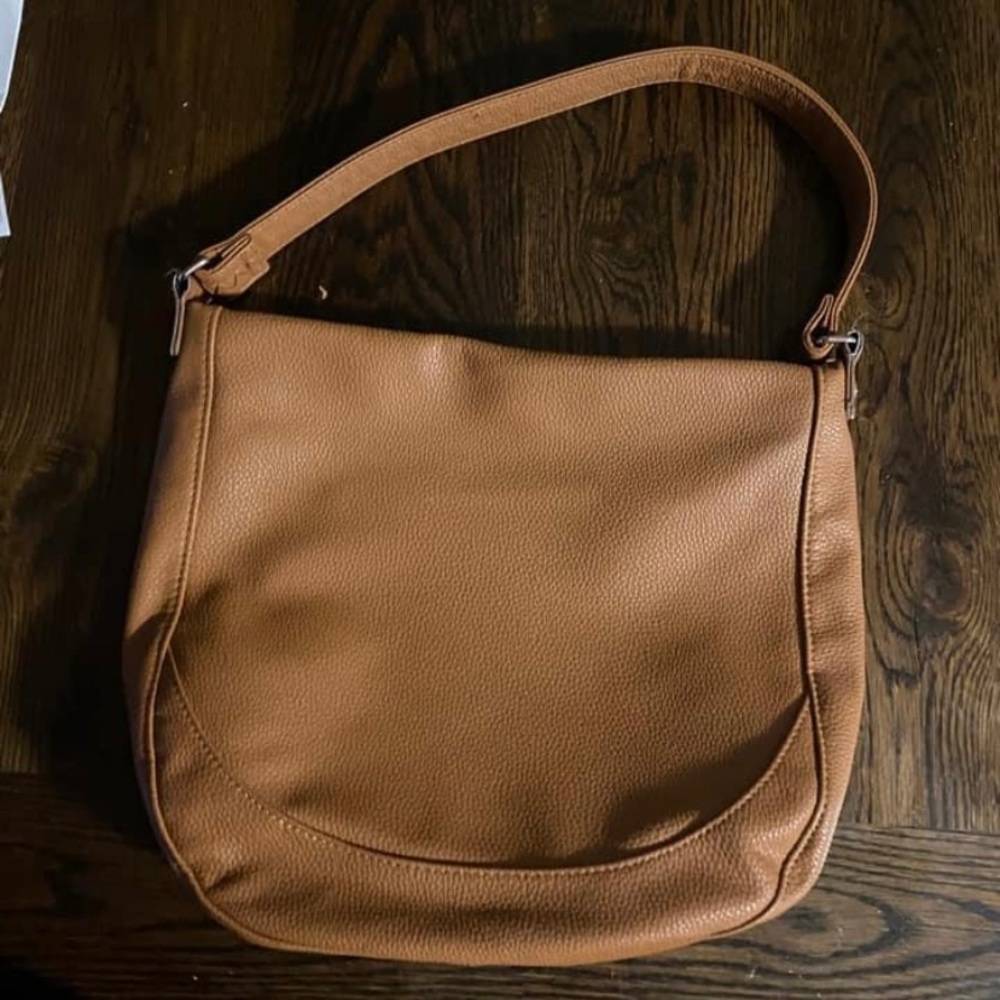 Thirty One faux leather purse